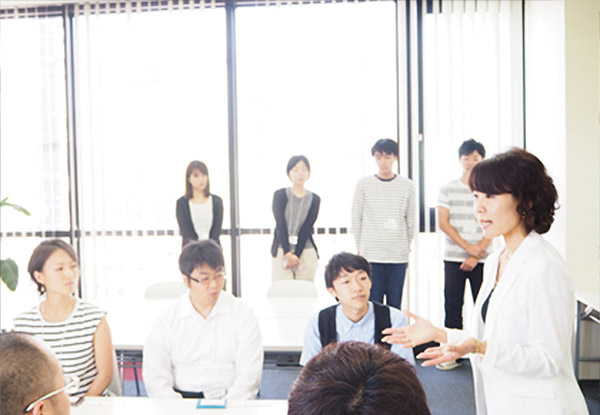 就職支援授業風景の写真